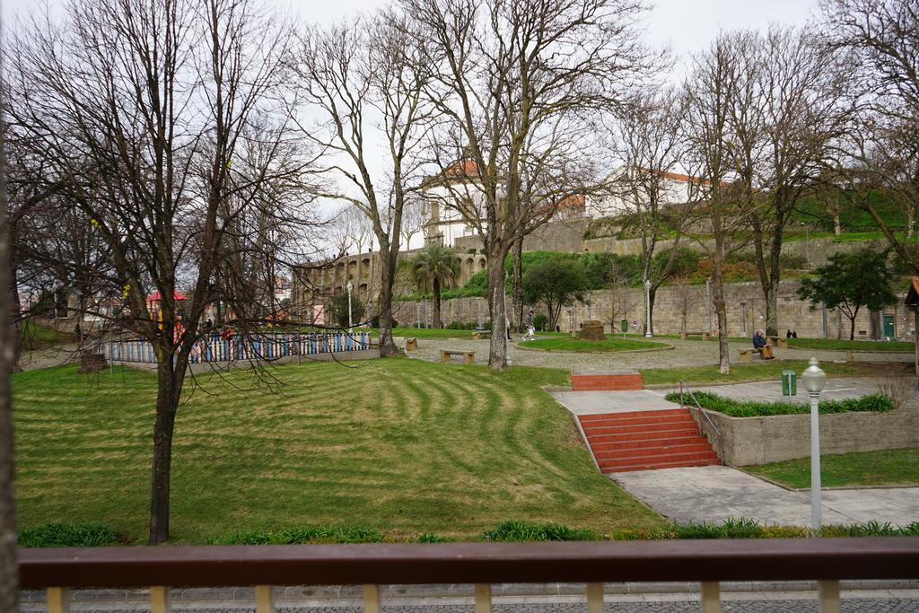 Apartments Luiz I Bridge By Amber Star Rent Віла-Нова-де-Гая Номер фото